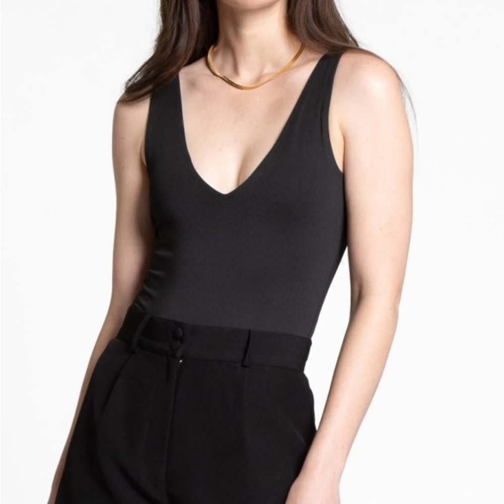 DRESS FORUM - Black Plunging V-Neck Bodysuit